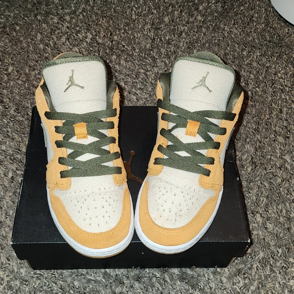 Jordan Kids Sneakers - Olive and Mustard